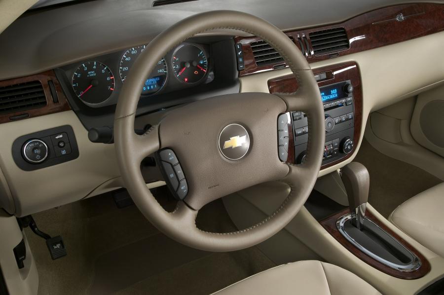  Chevrolet Impala 2006 года  (фото 45 из 91)
